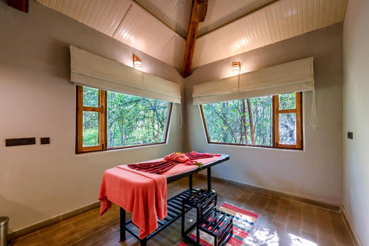 Kanha Jungle Camp المظهر الخارجي الصورة