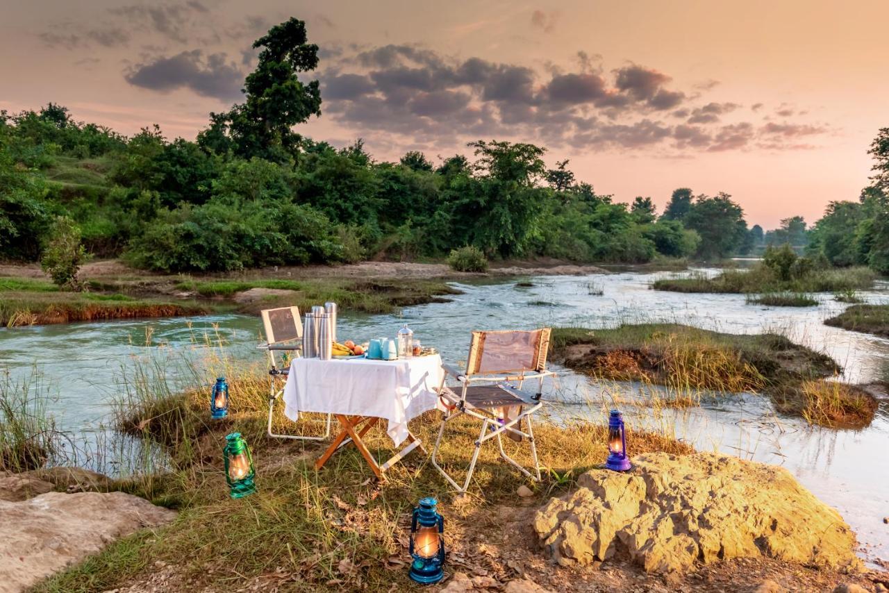 Kanha Jungle Camp المظهر الخارجي الصورة