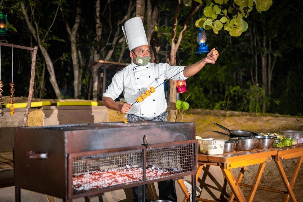 Kanha Jungle Camp المظهر الخارجي الصورة